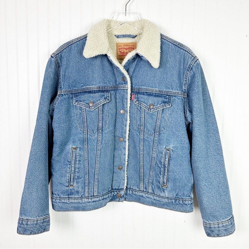 LEVI’S SHERPA LINED DENIM JACKET M